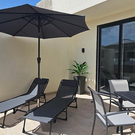 Апартаменти Sea Breeze Penthouse And Terrace Qawra St Paul'S Bay Сент-Полс-Бей Екстер'єр фото